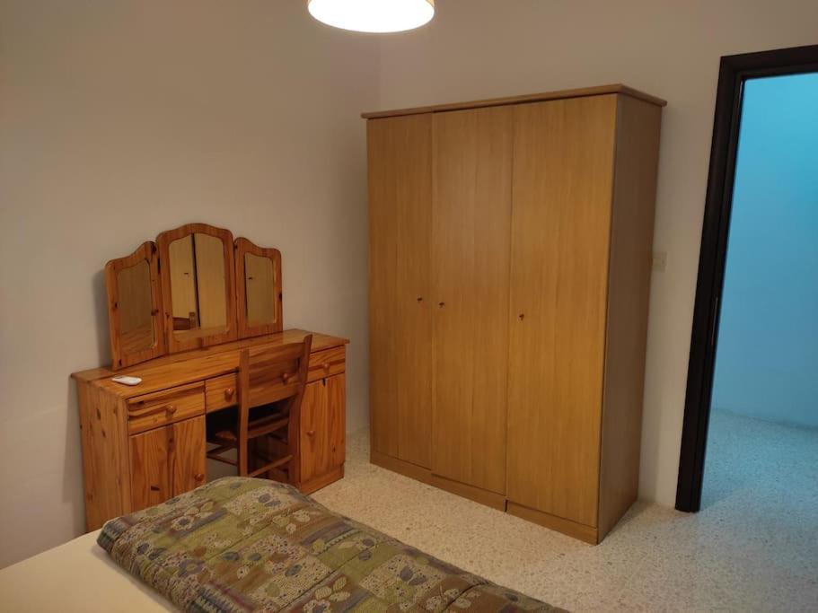 Apartment A Very Spacious Three Bedroom In *